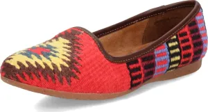 BORN Women's Giselle Flat
