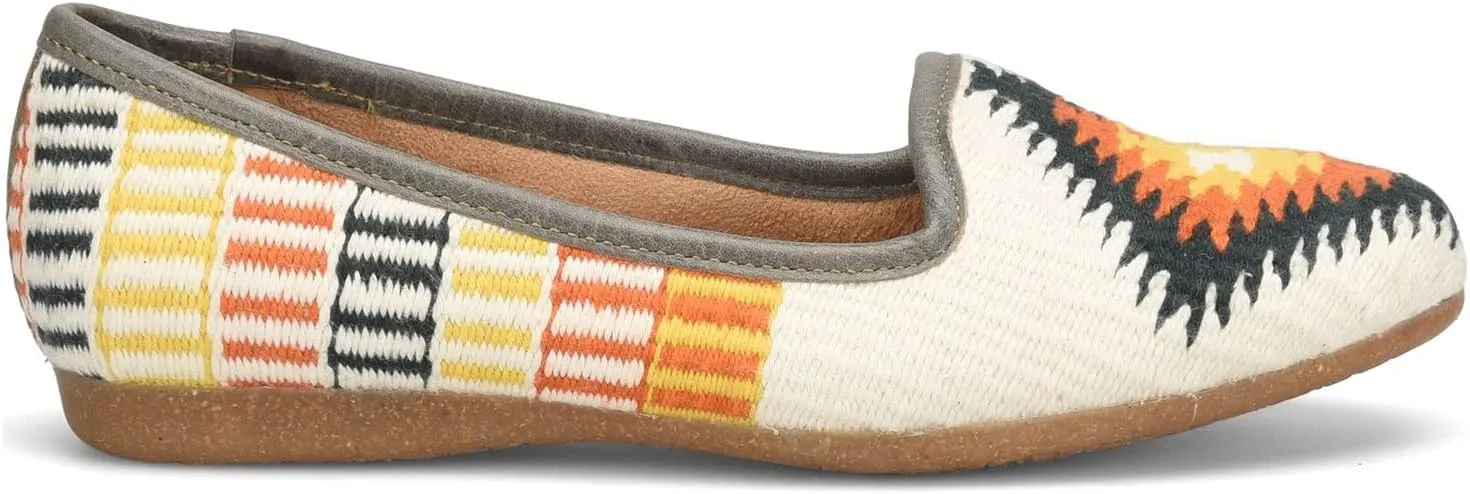 BORN Women's Giselle Flat