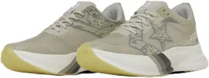 Converse Women's Sneaker Running Shoe