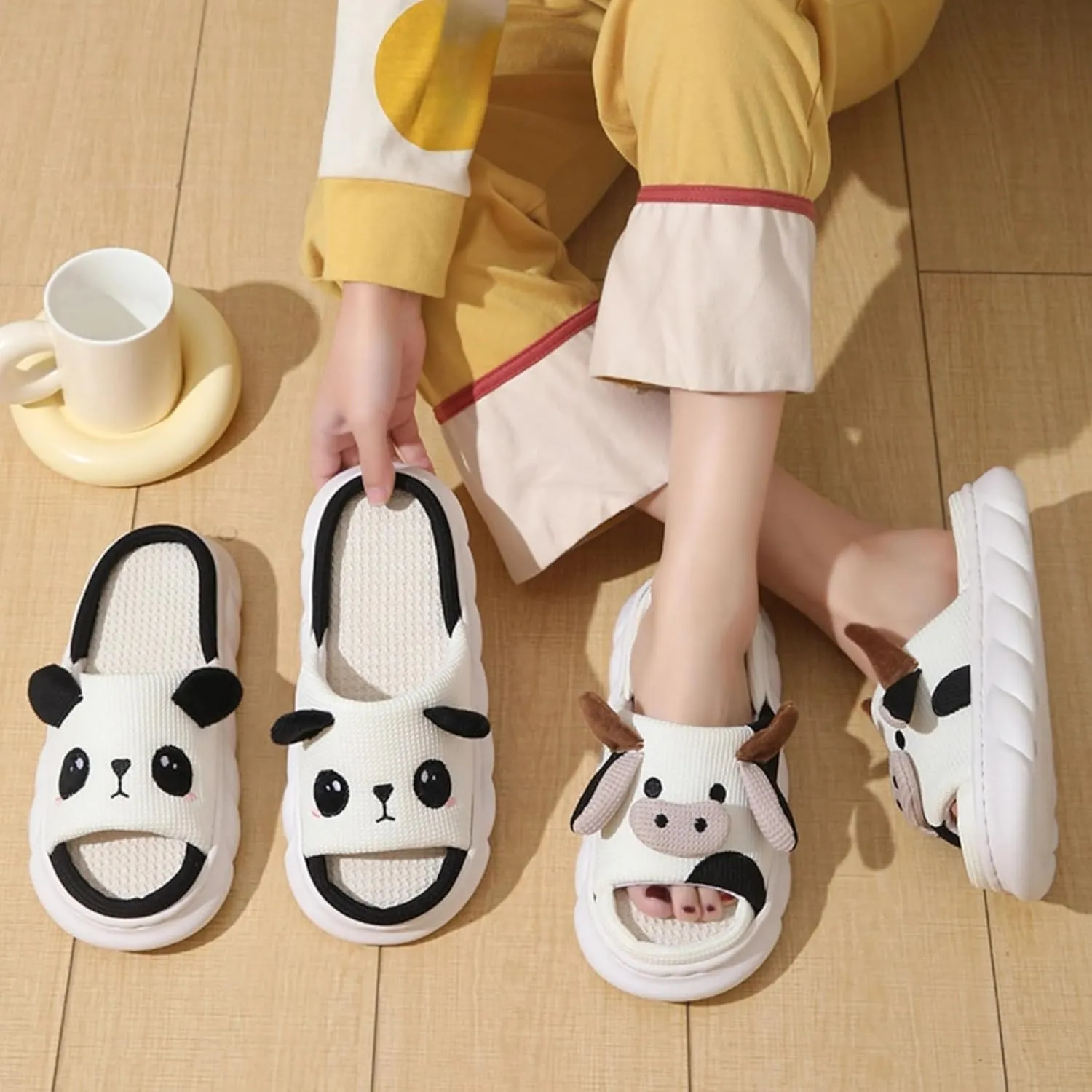 Cute Panda House Slippers Cartoon Indoor Breathable Linen Couple Home Slides Winter Warm Plush Cozy Cotton Shoes Thick Soled Comfy Bedroom Slipper