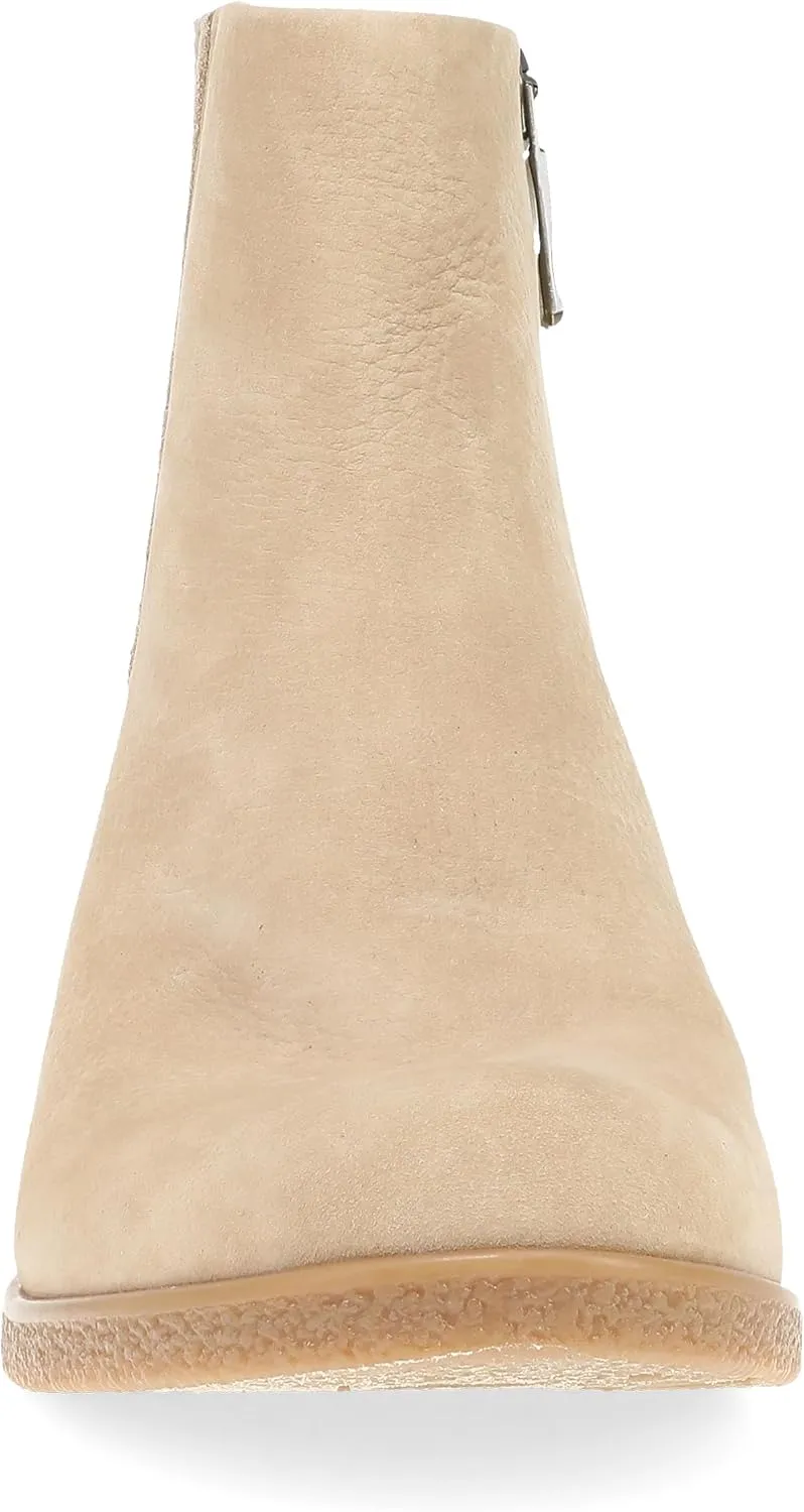 Dansko Daisie Chelsea Boot for Women - Waterproof Leather and Construction with Rubber Outsole and Leather Stacked Heel for Long-Lasting Style in Any Weather