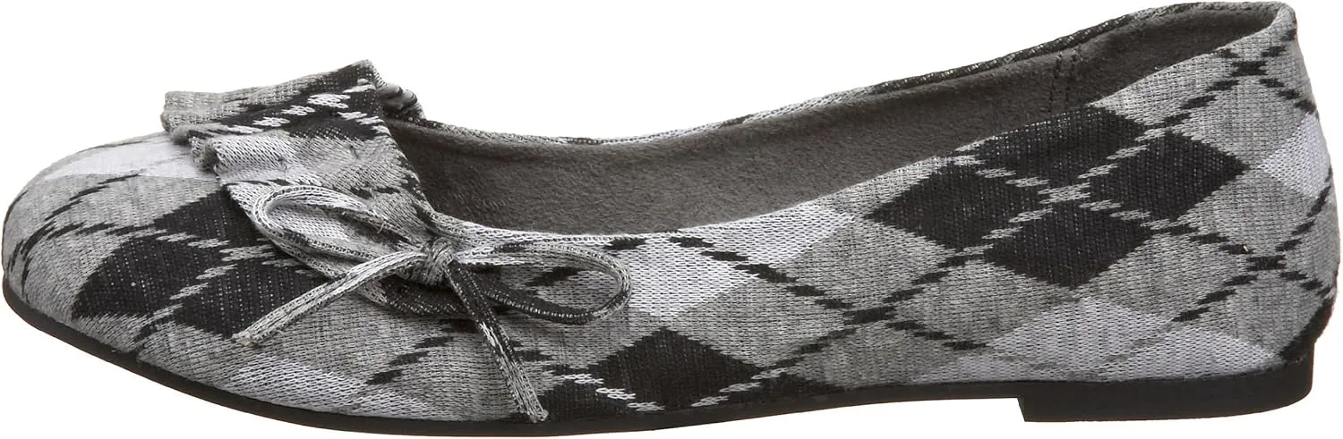 Dirty Laundry by Chinese Laundry Women's Cedar Flat