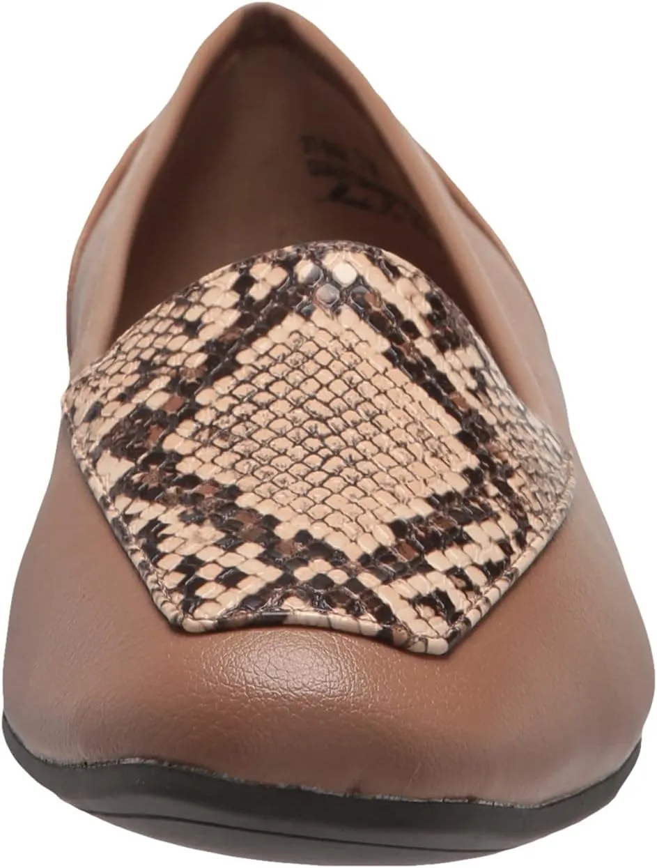 Easy Street Women's Thrill Flat Sneaker