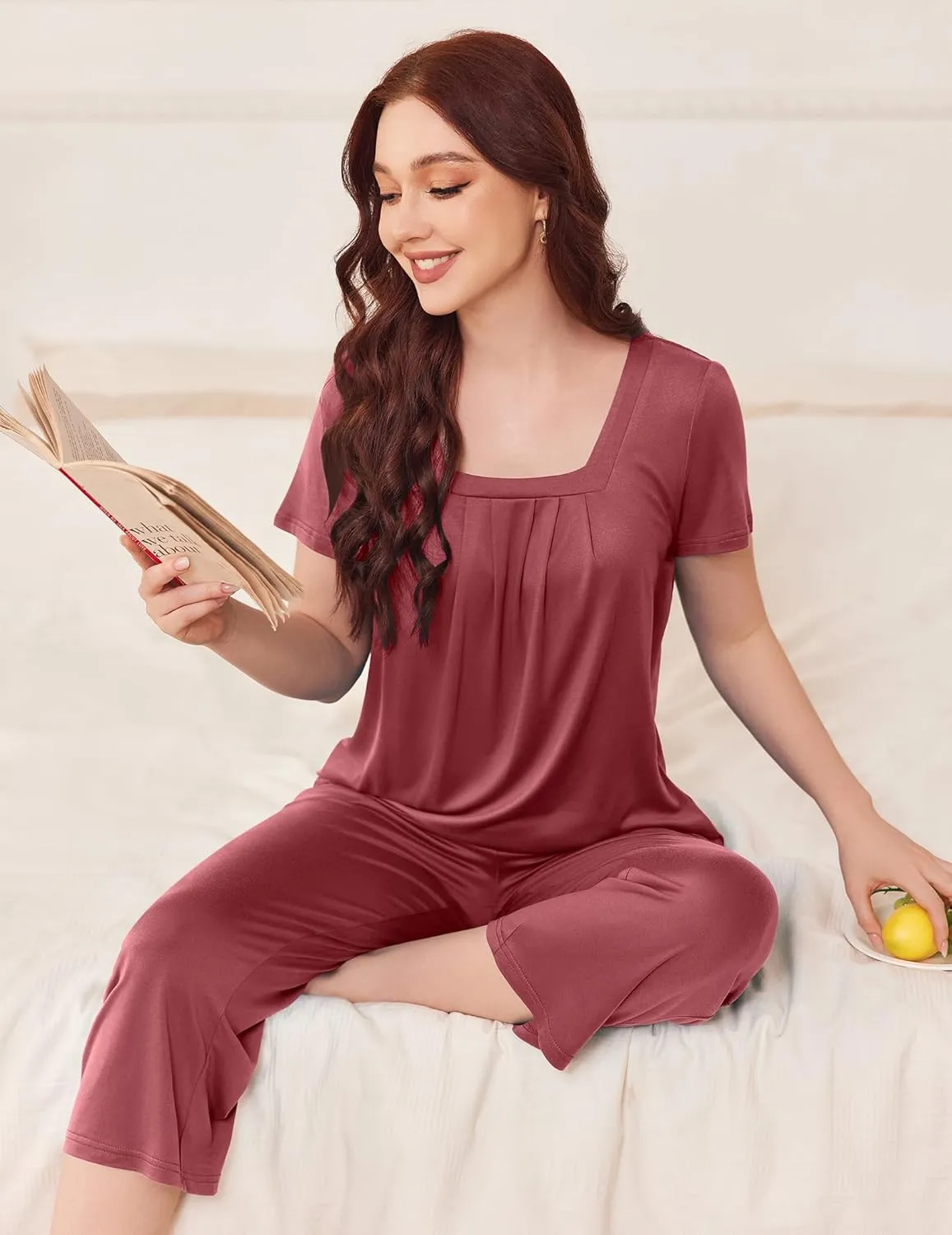 Ekouaer Pajama Set for Women Short Sleeve Top With Capri Pants Pjs 2 Piece O Neck Loungewear Soft Sleepwear with Pockets