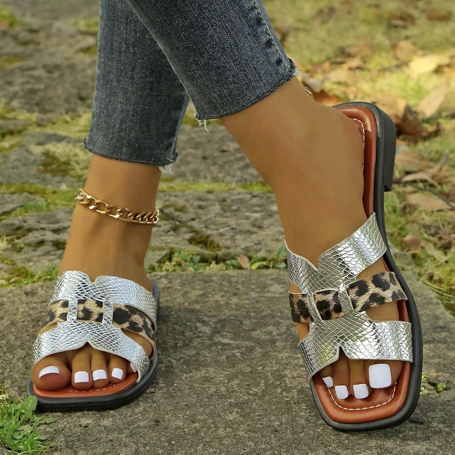 Fashion Slides Slippers for Summer Flat Sandals Comfortable Suitable For Party Vacation Sexy Square Toe Bohemian Sandals