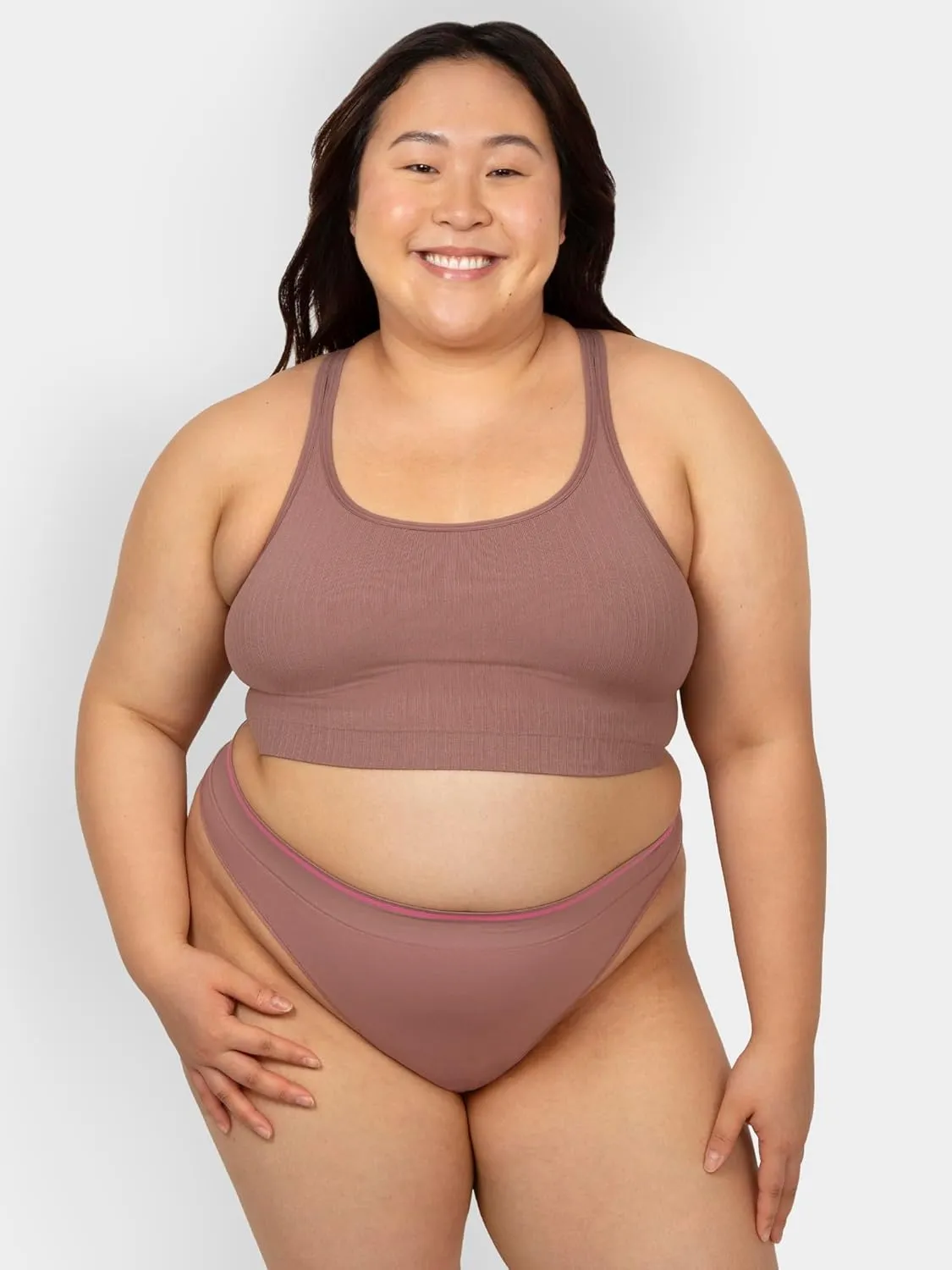 Fruit of the Loom A Fresh Collection Sneak Chic 3-Pack Women's Seamless Thong - For Ultimate Comfort & Invisible Style