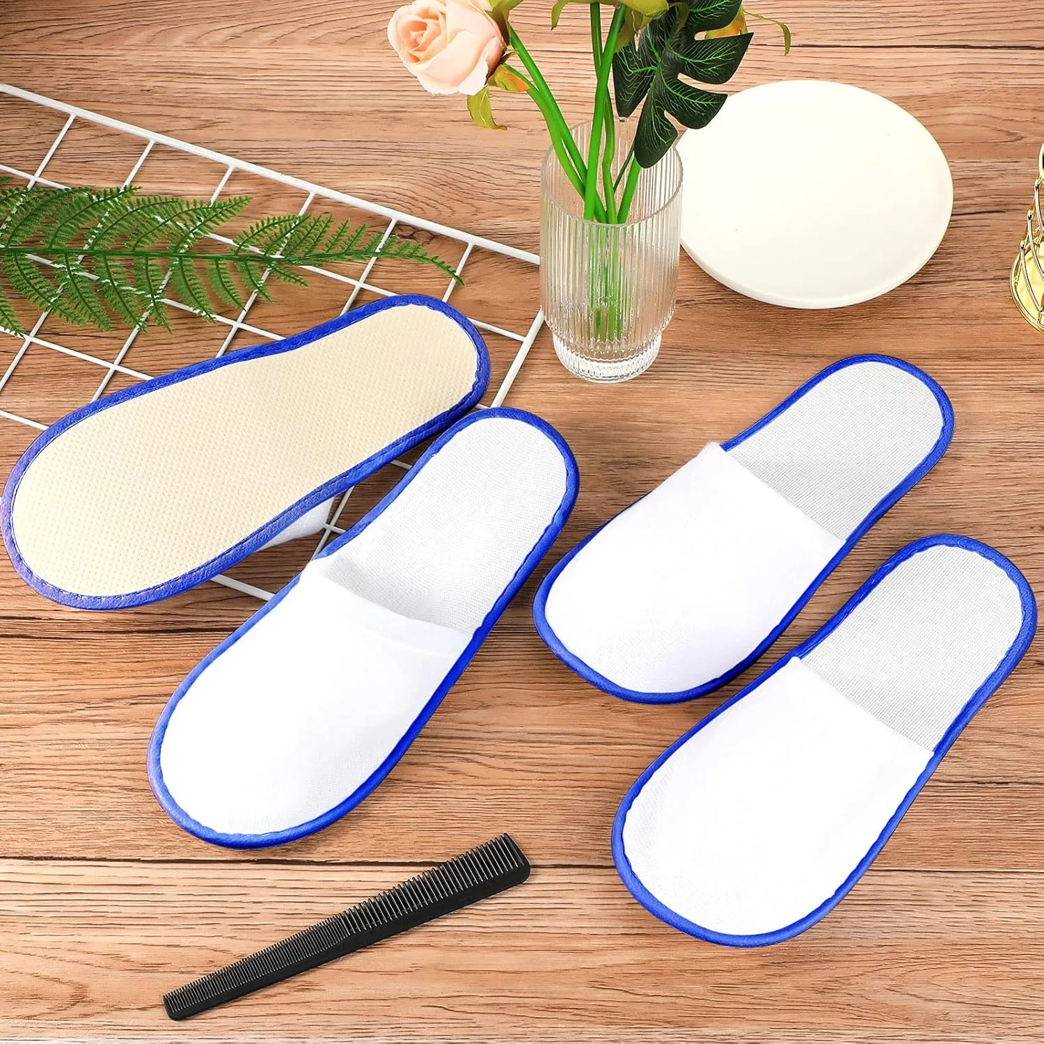 Geyoga 30 Pairs Disposable Spa Slippers for Guest Non Slip House Hotel Closed Toe Indoor Slipper for Men Women Home Wedding Travel, 2 Size