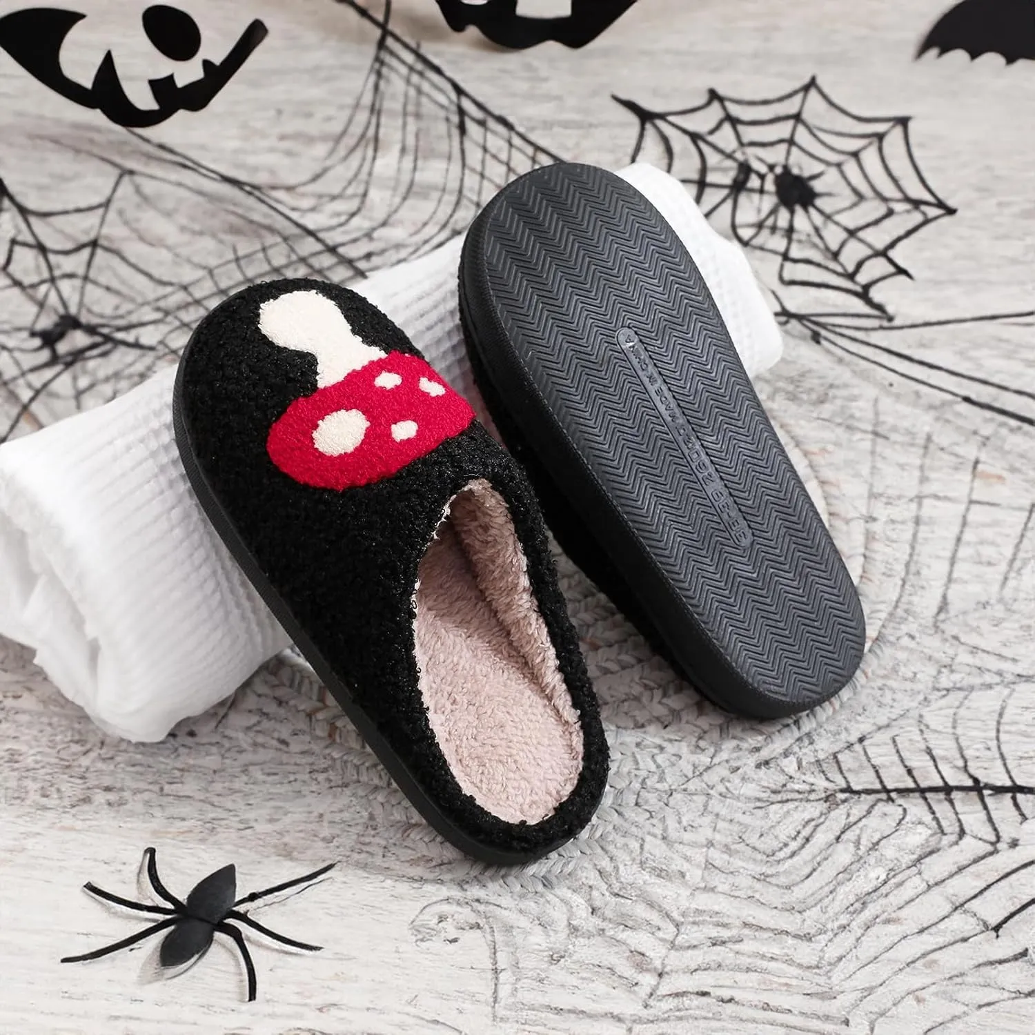 Halloween Christmas Slippers Holiday Slipper House Shoes Home Slipper for Women Fuzzy Outdoor Indoor Bedroom Slippers