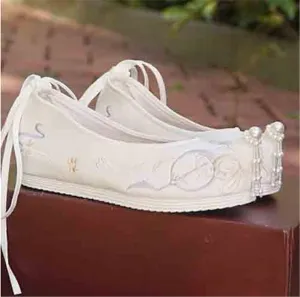 Hcclijo Hanfu Shoes Women Chinese Traditional Ancient Inside Heighten Flat Shoes Embroidery Shoes Wedding Hanfu Shoes for Women