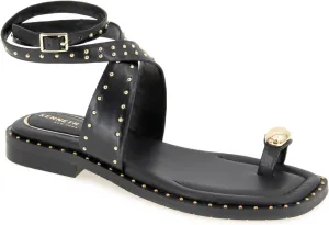 Kenneth Cole Women's Ravenn Flat Sandal