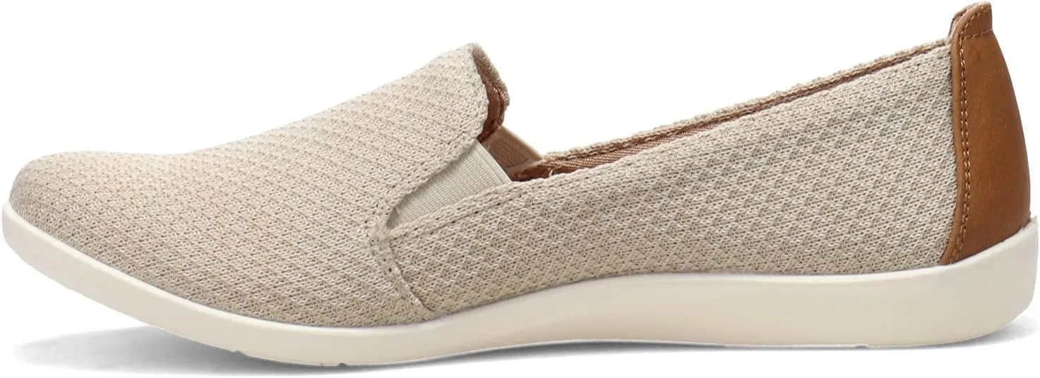 LifeStride Women's Next Level Slip-On Sneaker, Cream, 7