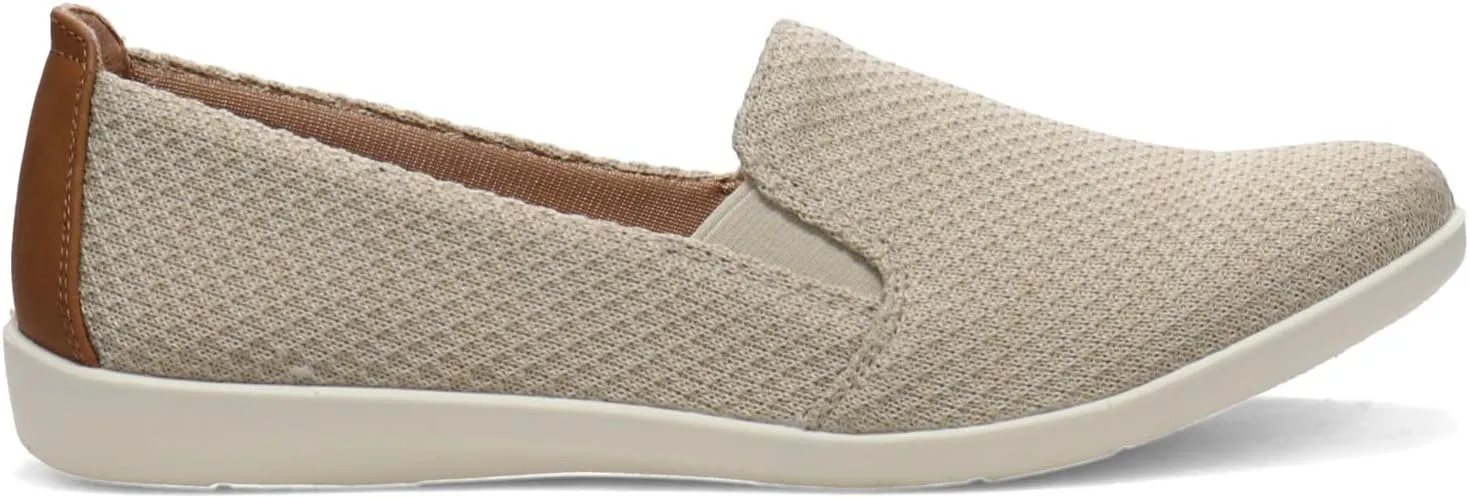 LifeStride Women's Next Level Slip-On Sneaker, Cream, 7