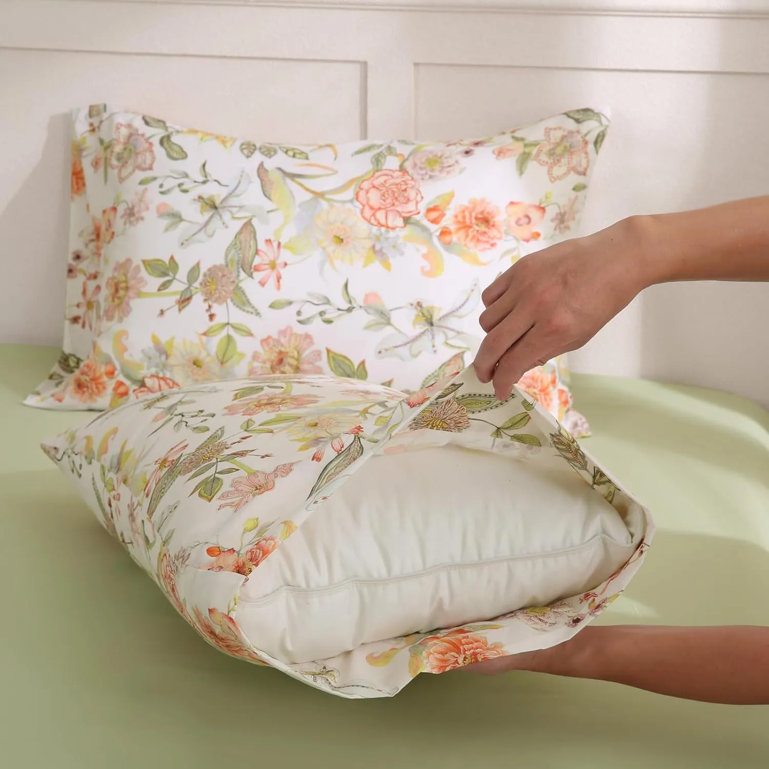 LONAVA Floral King Size Bed Sheet Set, 6 Piece, Deep Pocket Sage Green Fitted Sheet, Comfy & Breathable Patterned Flat Sheets, Premium Microfiber, Warm Flower Printed