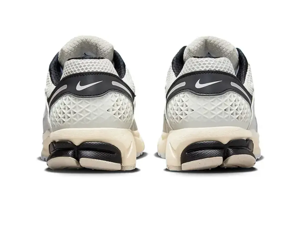 Nike Zoom Vomero 5 Supersonic Light Bone Black