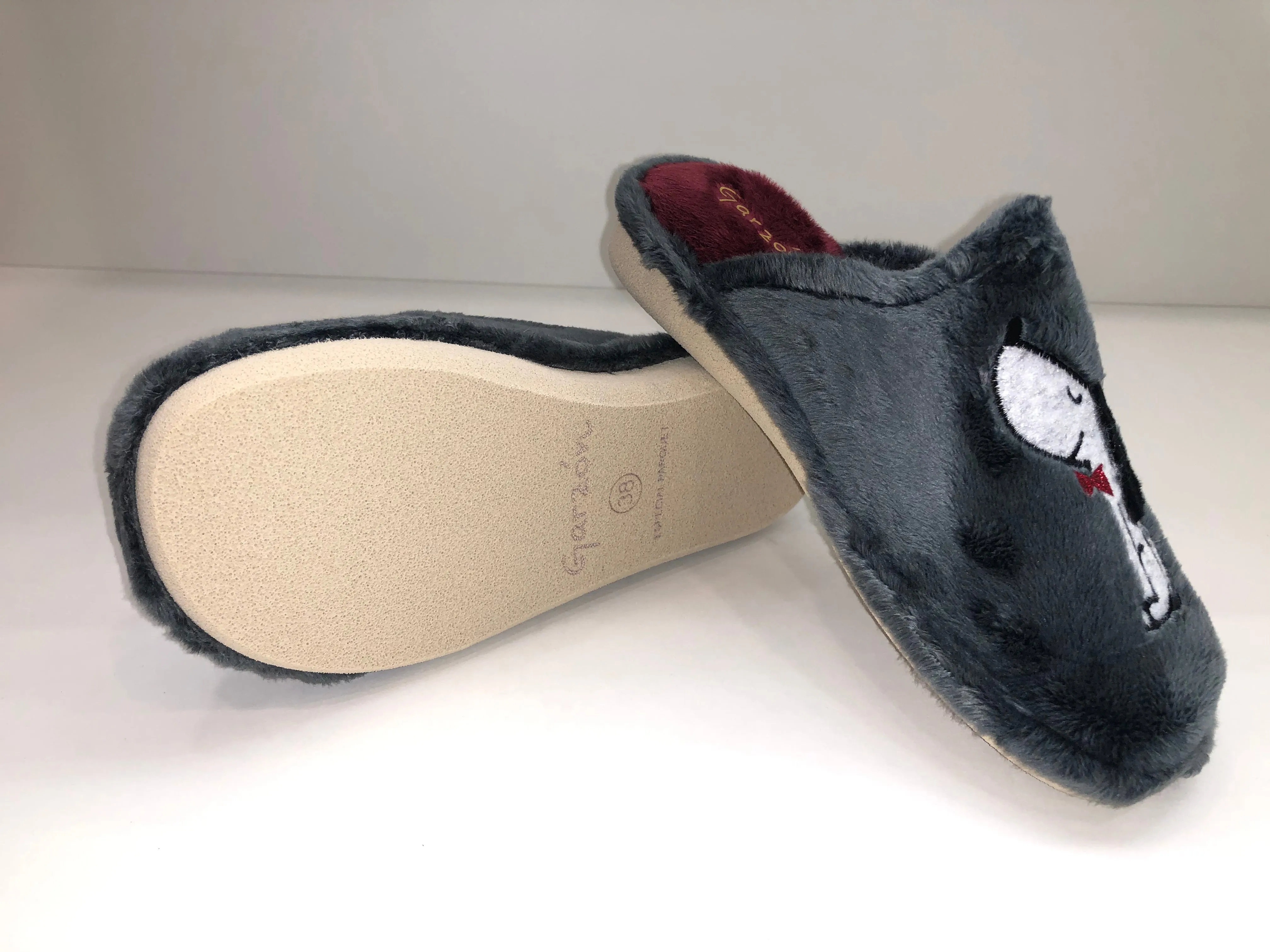 P484275 DARK GRAY BORDEAUX