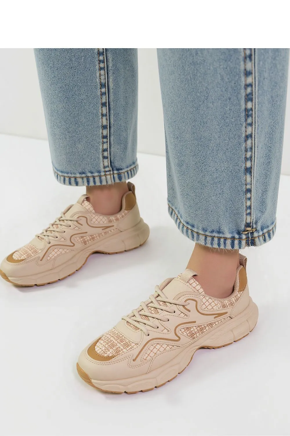 Sport Shoes Inello