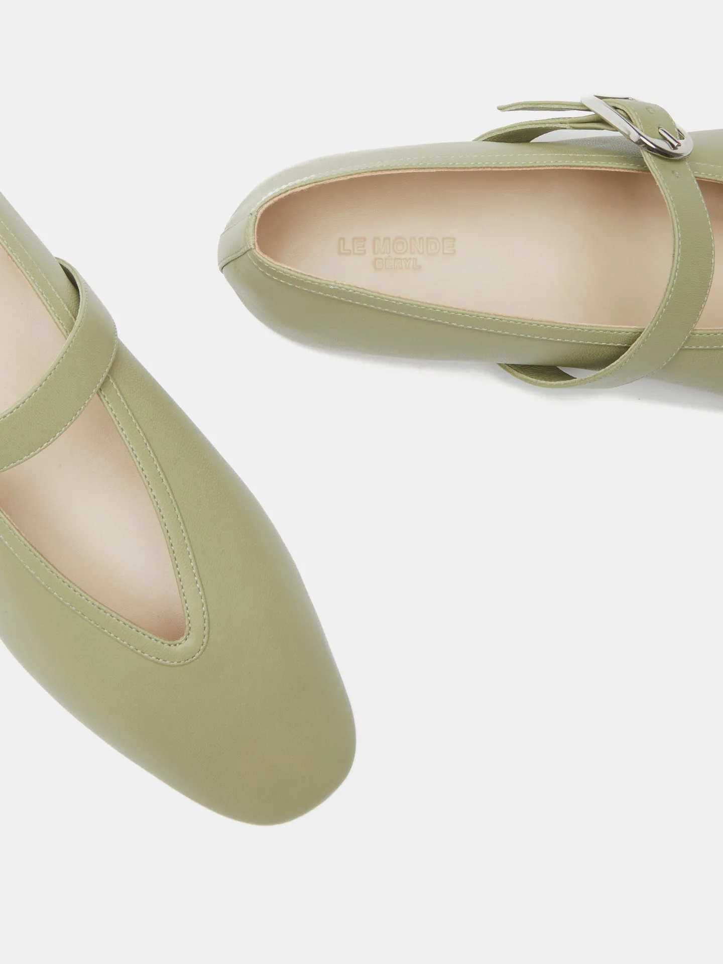 Stella Slipper / Pistachio Leather