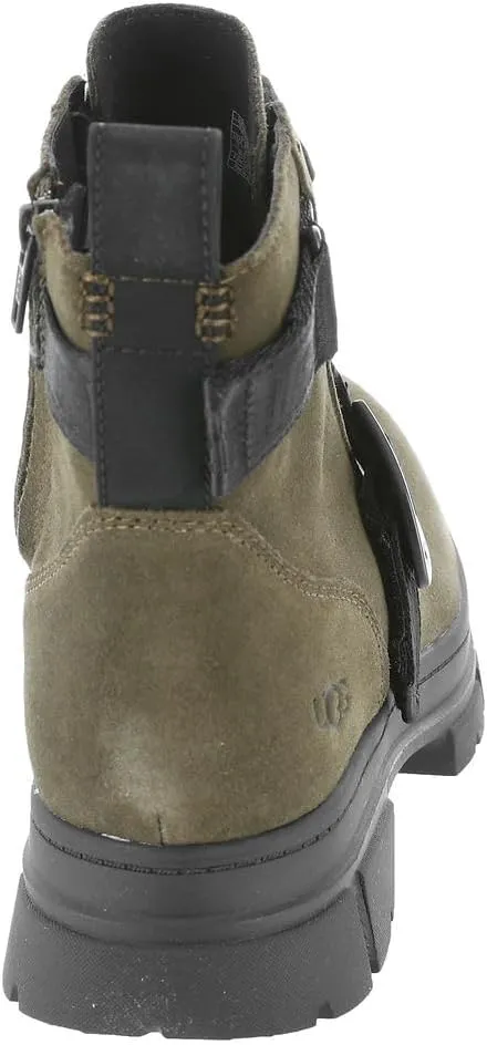 UGG Women's Ashton Lace Up Boot